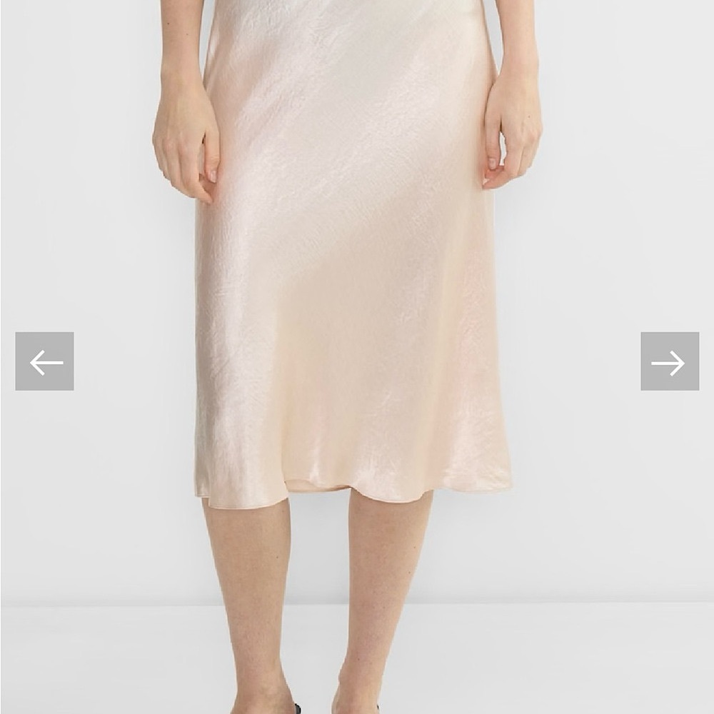 Satin Babaton Aritzia Women’s Midi Slip Skirt • size 6